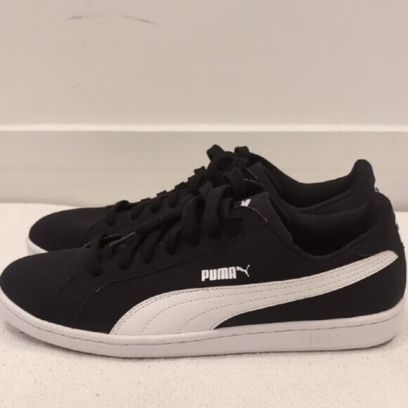 PUMA Men s Smash V2 Soft Suede Sneakers Black White 11 - Picture 2 of 8